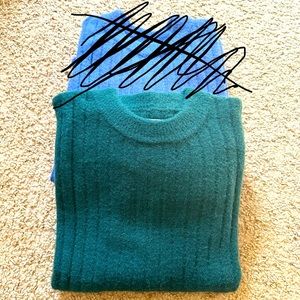 Aerie Buttercream sweater - GREEN ONLY